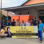Syarifatul Berikan Bantuan Alat Tangkap Ikan kepada Nelayan Karang Ambun : Pererat Solidaritas