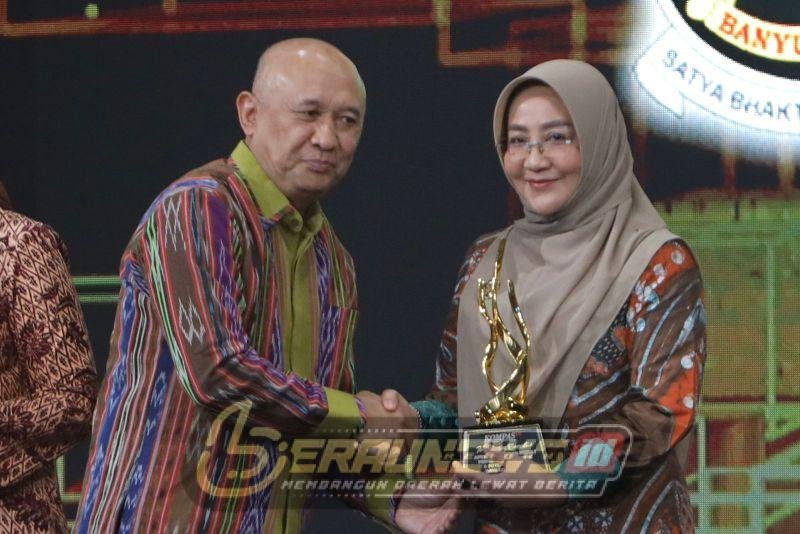 UMKM Berau Makin Berkembang, Bupati Sri Juniarsih Terima Penghargaan dari Kompas TV