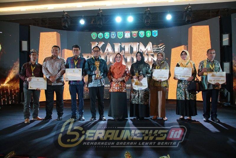 Dari Berau untuk Kaltim: Penghargaan Pendidikan untuk Bupati Sri Juniarsih Mas