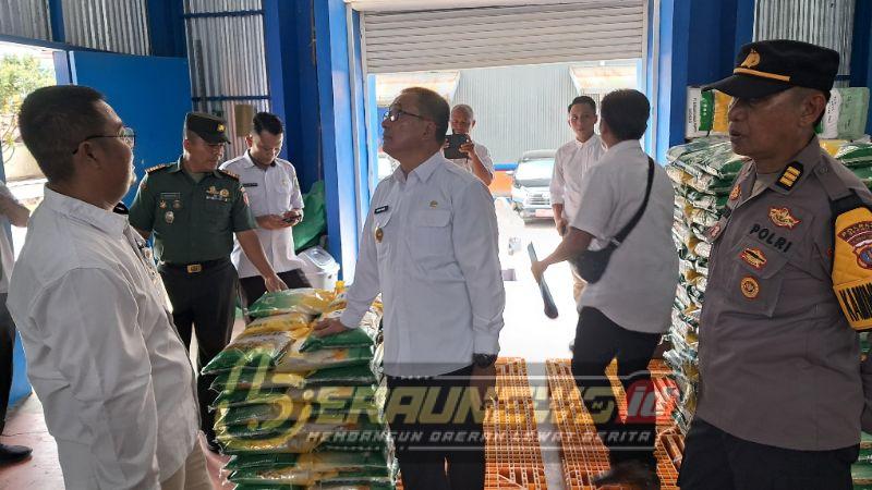Sidak Mendadak, Pjs Bupati Jamin Stok Beras dan Minyak Stabil di Berau