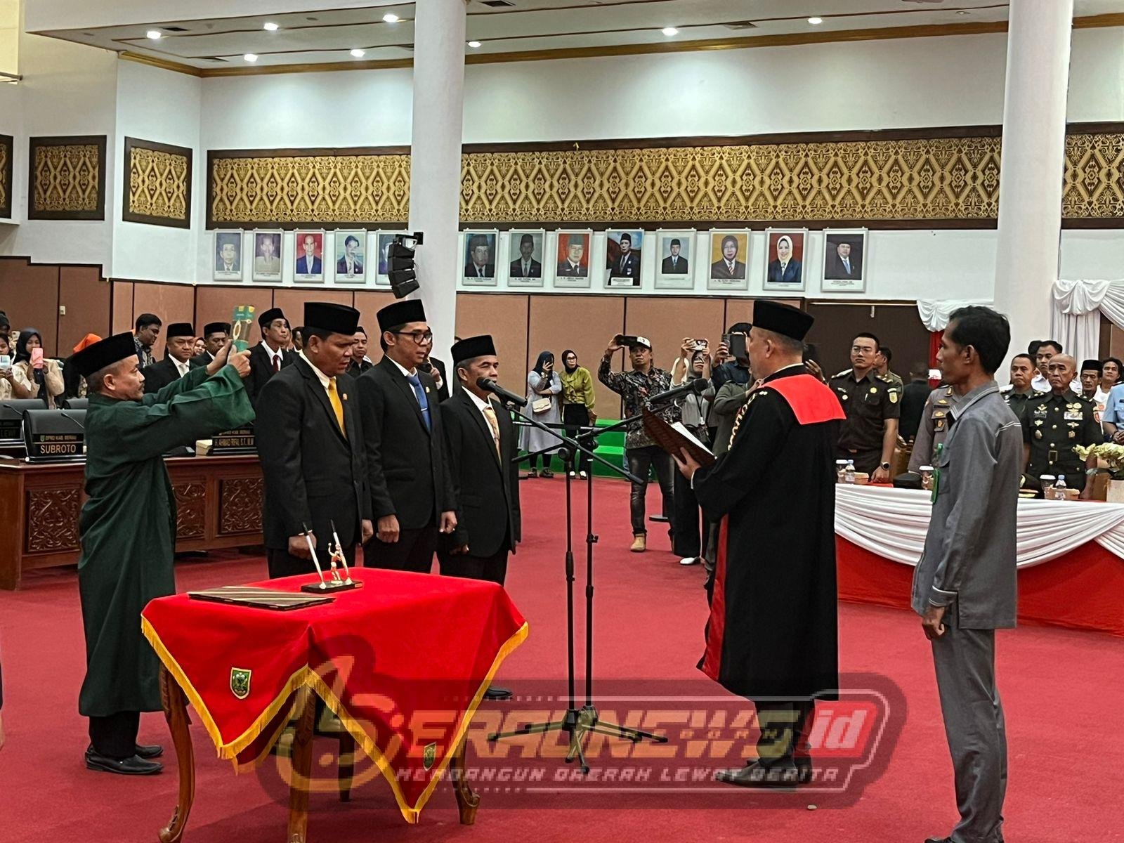 Pengucapan Sumpah Janji Unsur Pimpinan DPRD Berau Periode 2024-2029