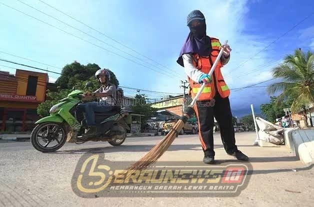 Perhatian Pemkab Berau untuk Petugas Kebersihan