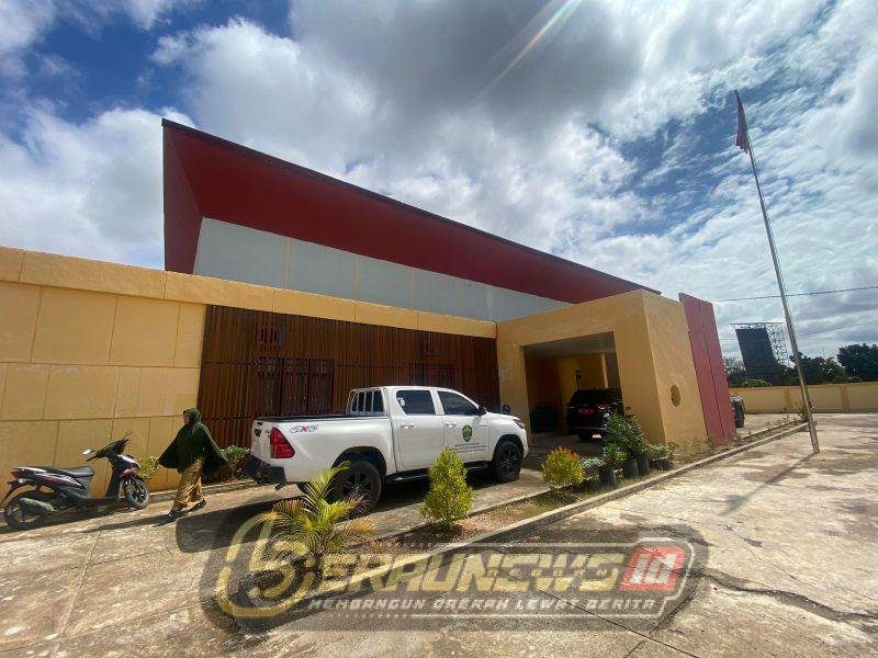 Dedikasi Guru Honorer Berau: Mengajar di Tengah Badai Kebijakan Baru