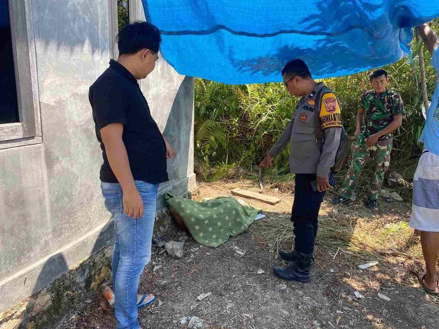 Bantu Bersihkan Halaman, Akbar Ditemukan Meninggal Mendadak