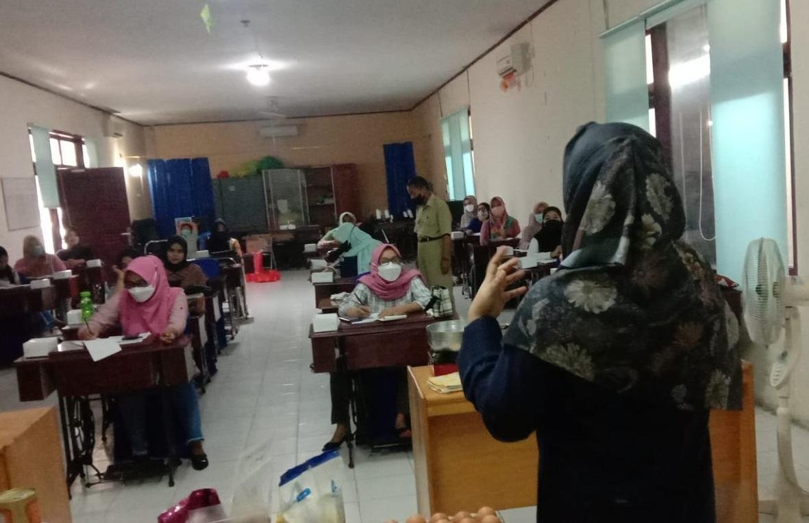 Banyak Lulusan Pelatihan Buka Usaha Sendiri, Pengangguran Berau Turun