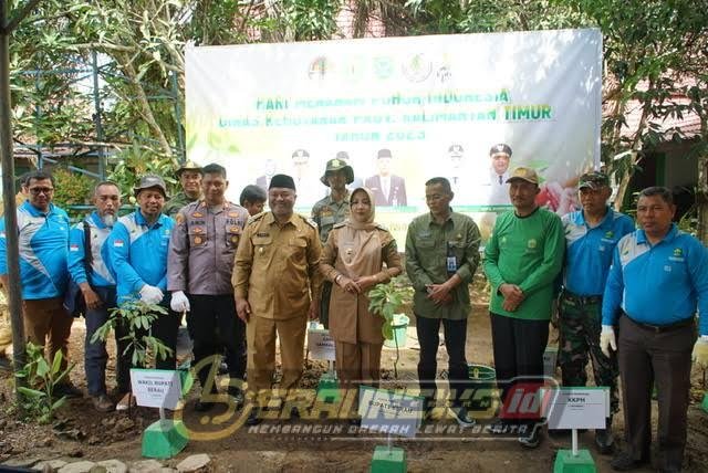 Gerakan Hijau Berau: Bupati Ajak Warga Tanam Pohon Demi Anak Cucu
