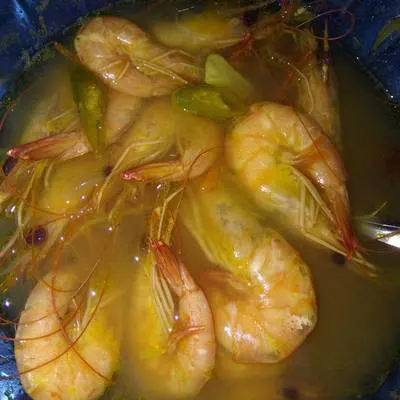 12 Kuliner Khas Berau yang Wajib Dicoba — Dari Olahan Udang hingga Jajanan Tradisi