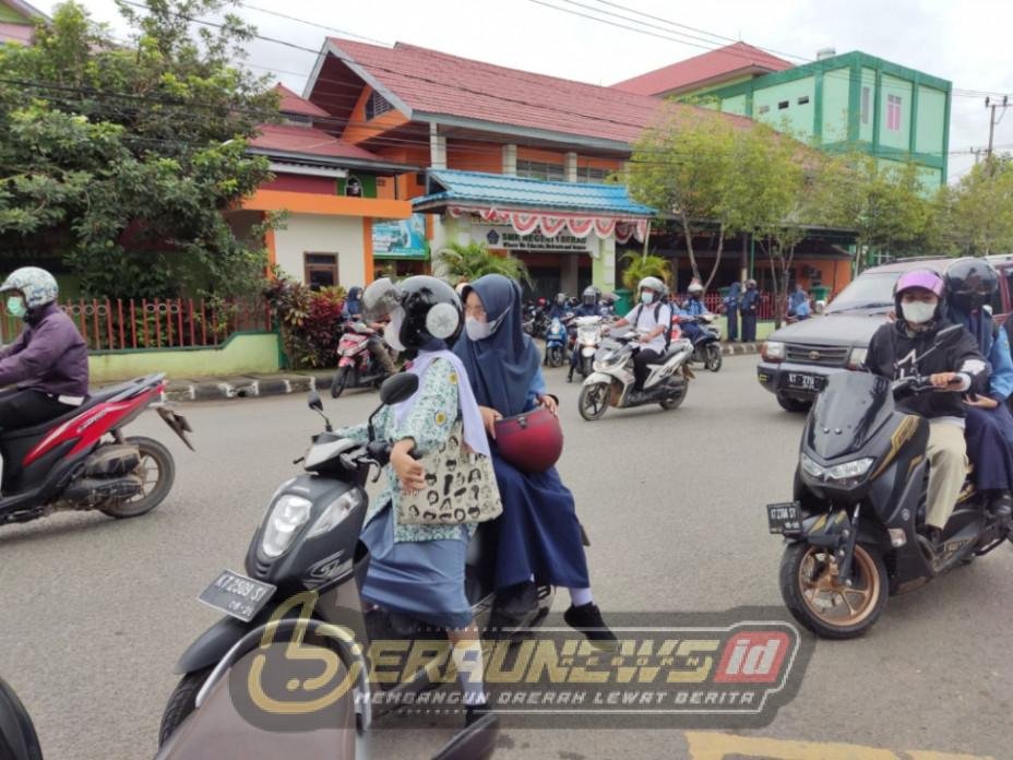 Dedy Okto Soroti Akses Transportasi Pelajar: Kebijakan Tanpa Fasilitas Bukan Solusi, Keselamatan Tetap Utama