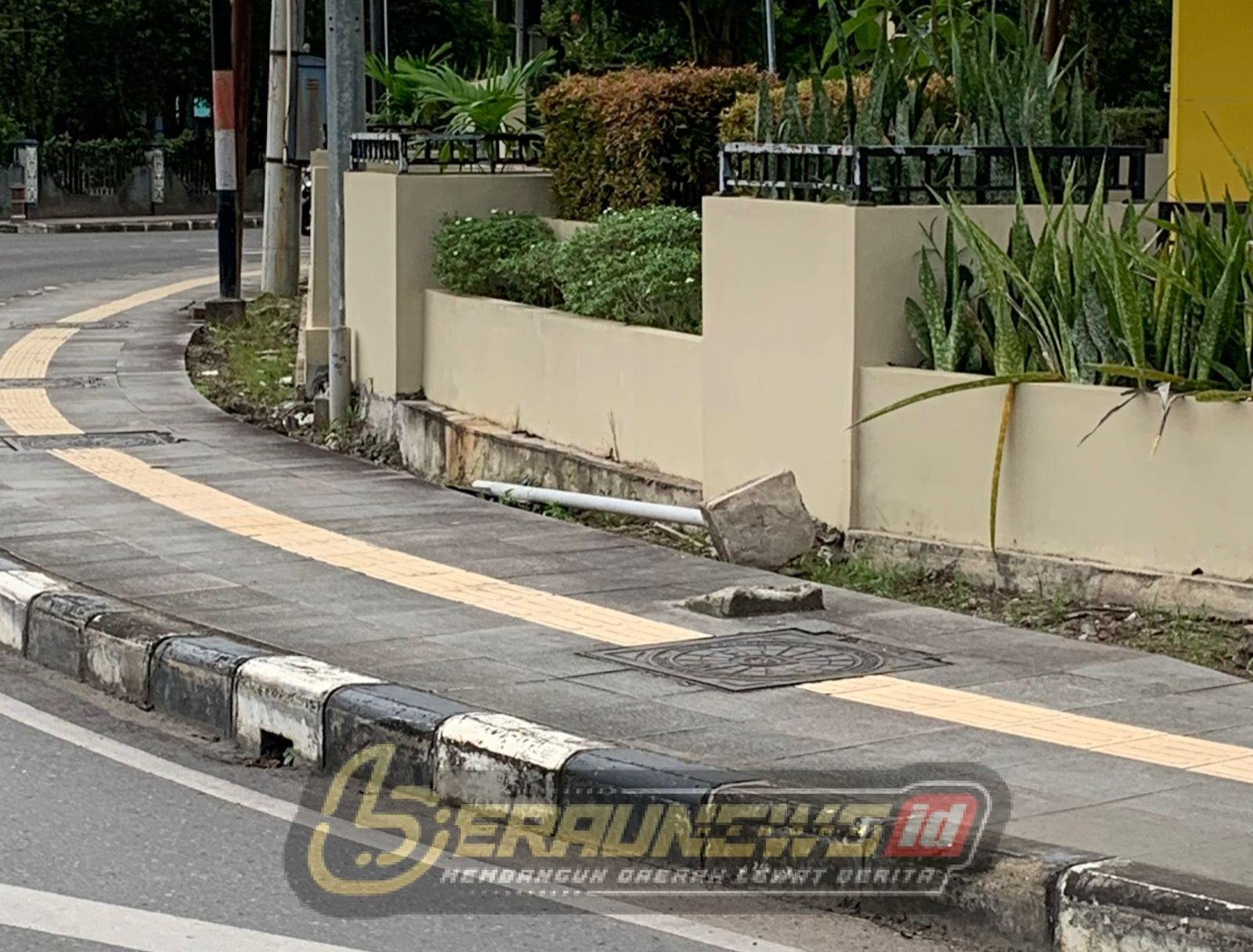 Keselamatan Pengendara Terancam, Rambu Roboh di Sejumlah Titik Jalan Berau