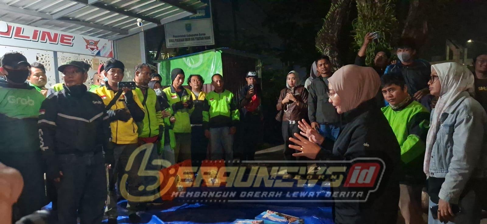 119 Driver Ojol Disambangi Bupati Berau saat Sahur On The Road di Malam ke-26 Ramadan