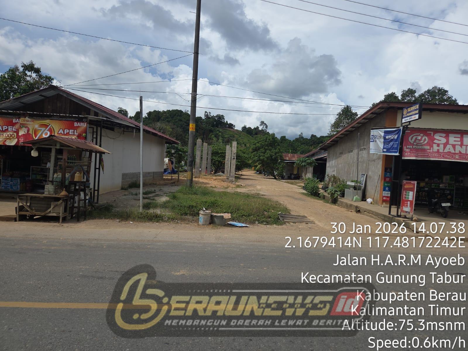 Tiang Listrik di Tengah Lahan Warga Gunung Tabur, PLN: Bukan Aset Kami