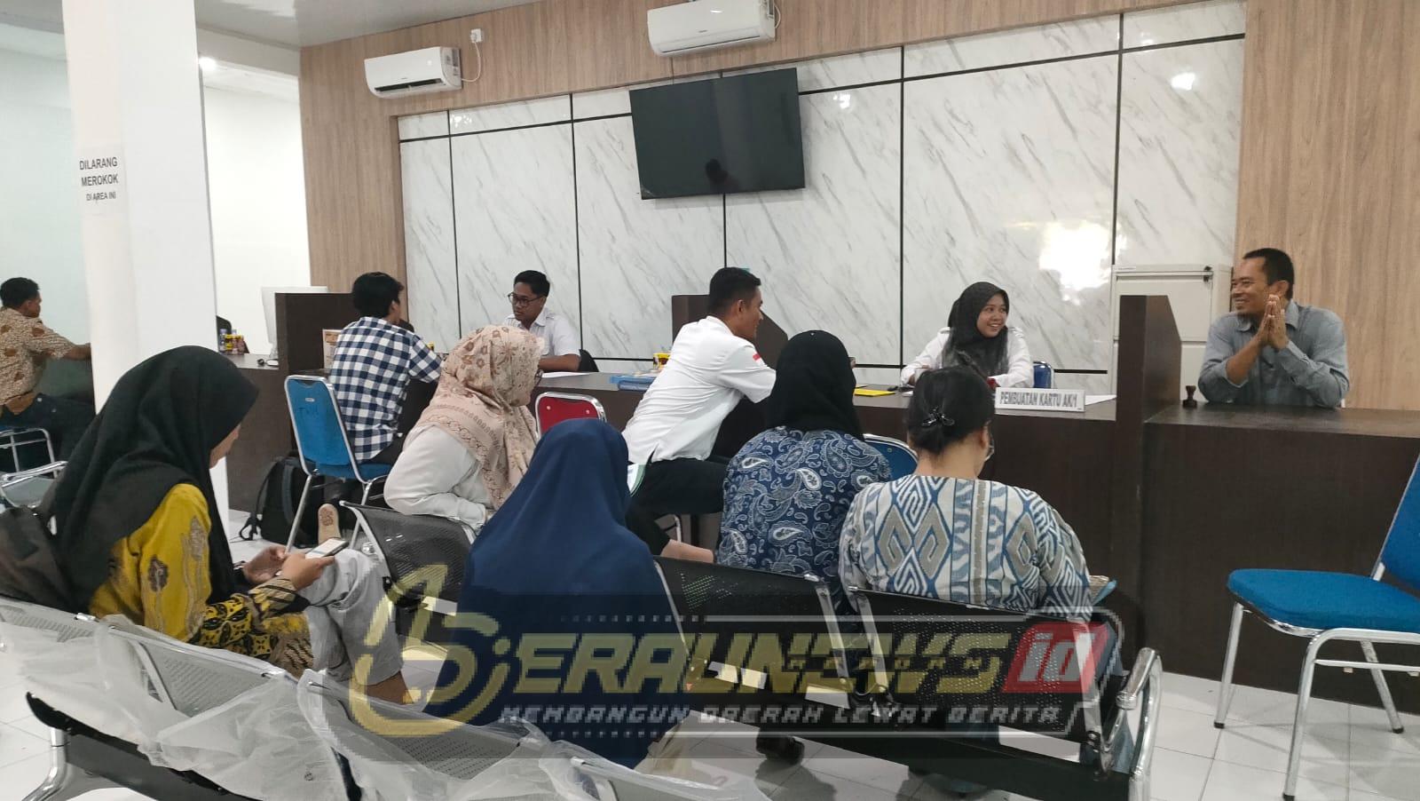 Antrean Pencaker Padati Disnakertrans Bulungan, Permintaan Kartu Kuning Melonjak
