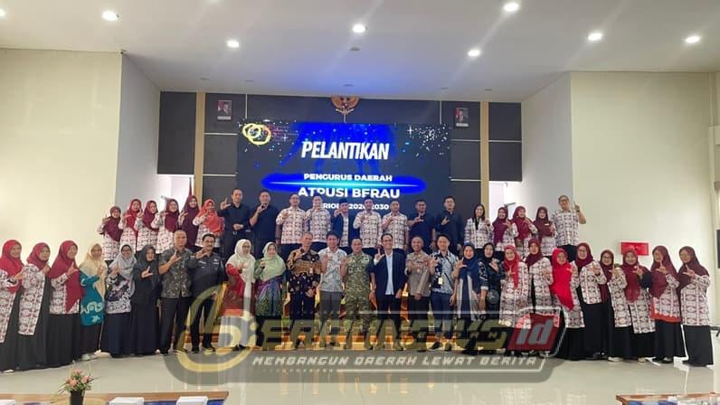 Pemkab Berau Soroti Tantangan Literasi Digital saat Pelantikan ATPUSI 2025-2029