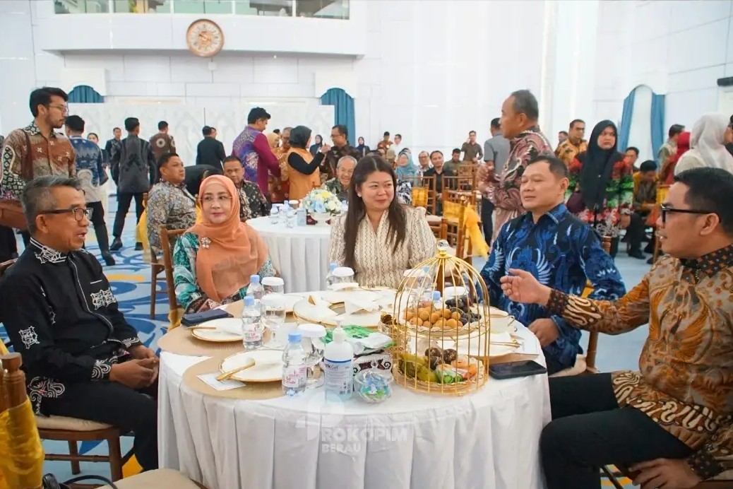 Sri Juniarsih Hadiri Pisah Sambut Kajati Kaltim, Rudy Mas’ud Tekankan Sinergi Penegakan Hukum