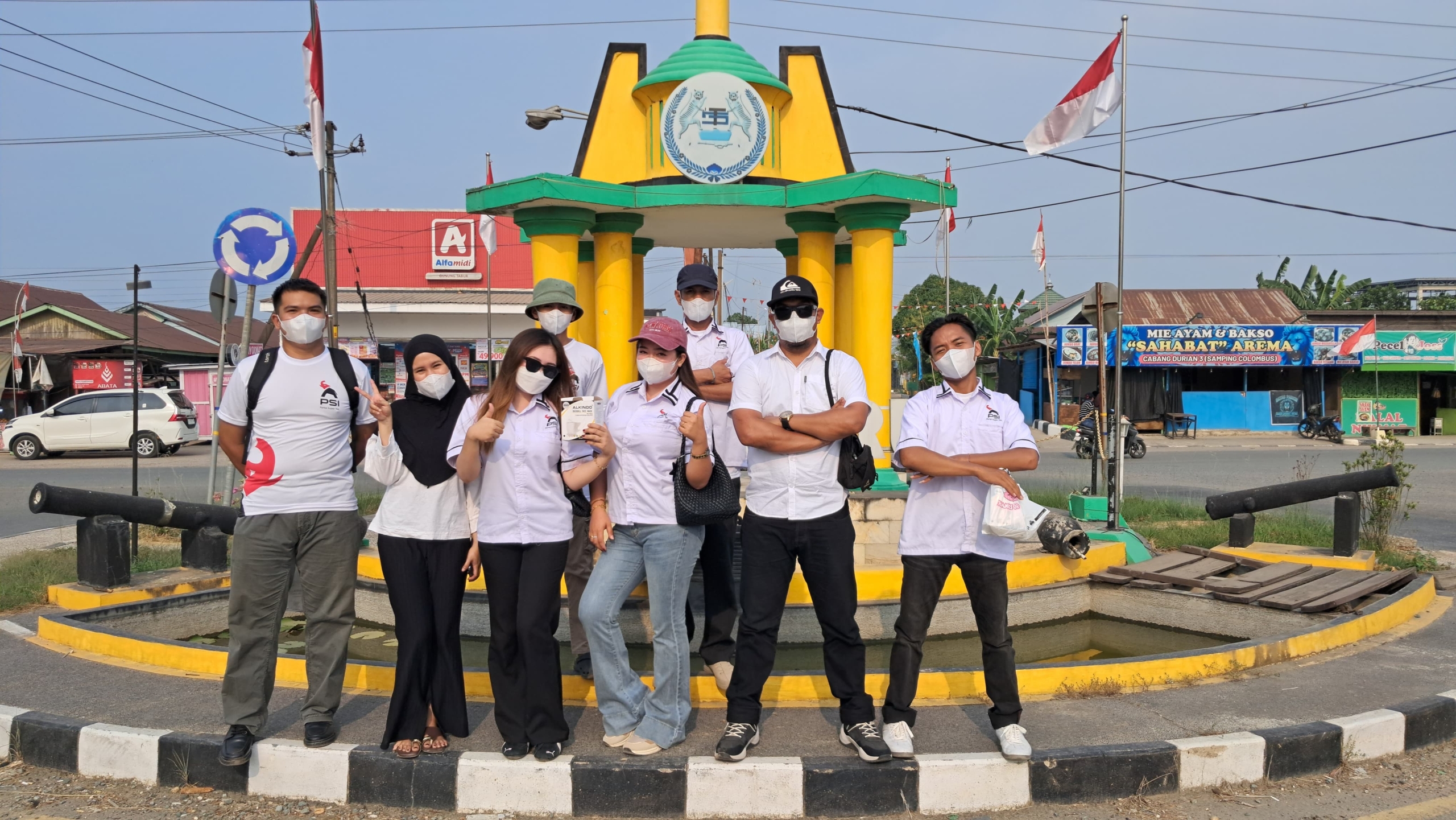 Asap Pekat Selimuti Berau, PSI Turun ke Empat Kecamatan Bagikan 5.000 Masker