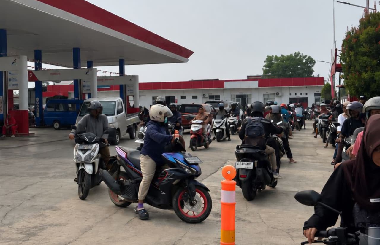 Antrean BBM di Berau, Pertamina Tambah Pengiriman dan Minta Warga Tak Beli Berlebihan
